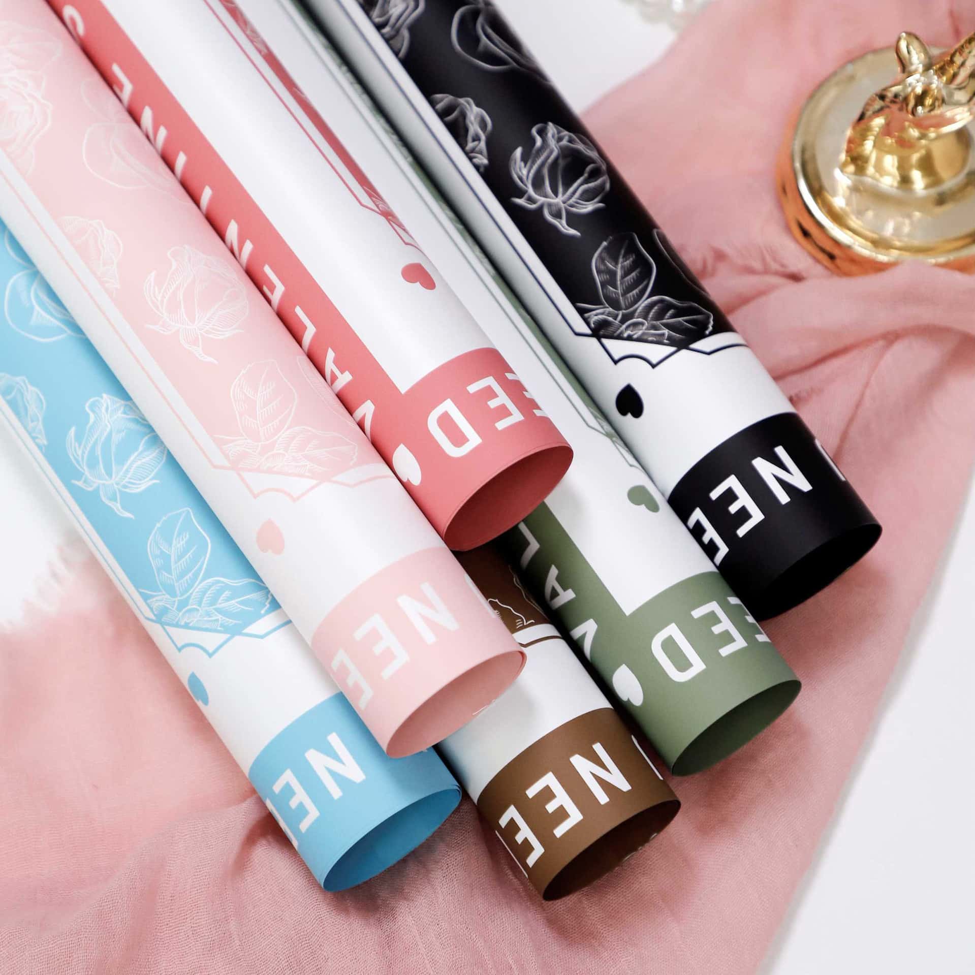 장미 패턴 꽃 포장지